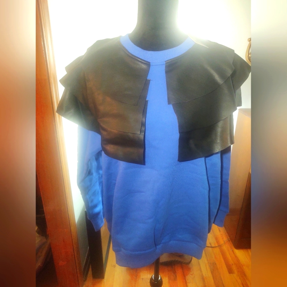 TOV Sweatshirt with leather ruffles